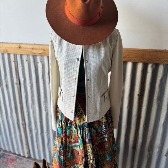 Vintage Cream perforated Jacket - Picture 1 of 6